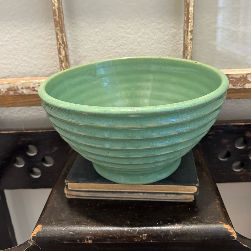 Vintage Green Bee Hive Bowl
